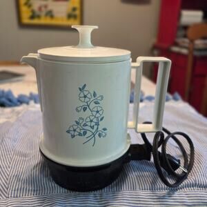 Regal 5 Cup Electric Roly Hot-Pot Tea Pot Vintage 1990 Blue Cornflower Cottage